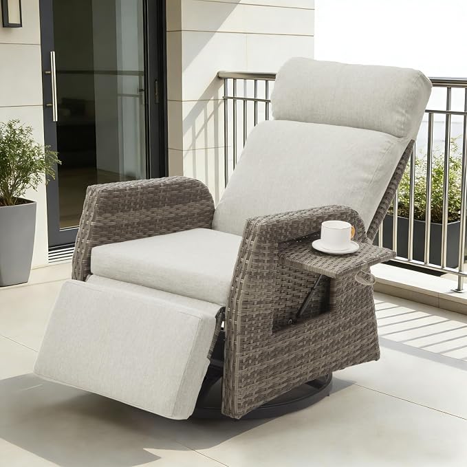 Adjustable Outdoor Recliner Chair by Unknown