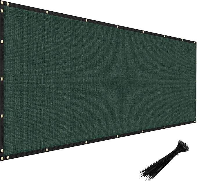 WINDSCREEN4LESS 6' x 3' Privacy Fence Screen in Green W/ Brass Grommet 85% by Windscreen4less