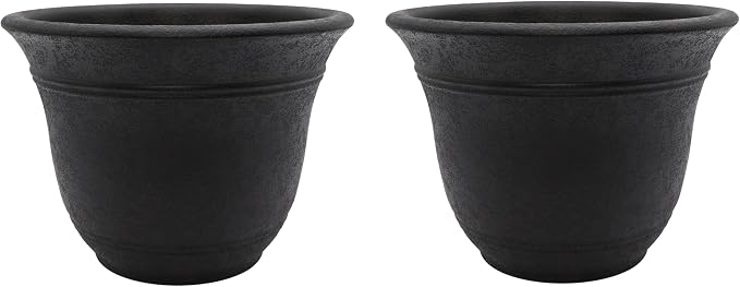 The HC Companies Sierra Round Self-Watering Pot by TheHCCompanies