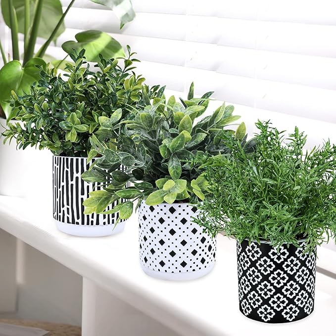 Winlyn 3-Pack Artificial Potted Plants - Image 8