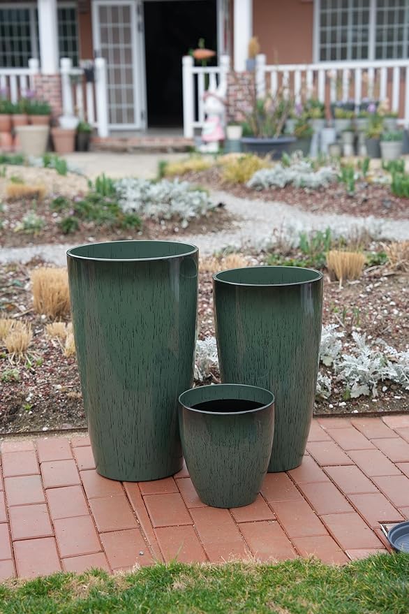 24, 11 Inch Large Plastic Planters - Image 6