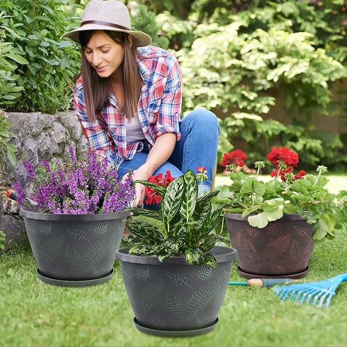 11 inch Plant Pot Set of 3, Plastic Flower Pots - Image 5
