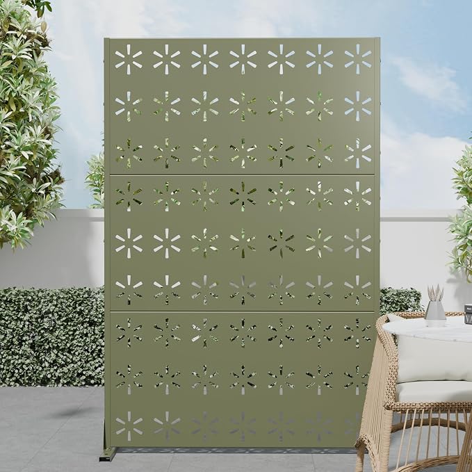 Casaphoria Metal Privacy Screen Outdoor, Light Green-Star by Casaphoria