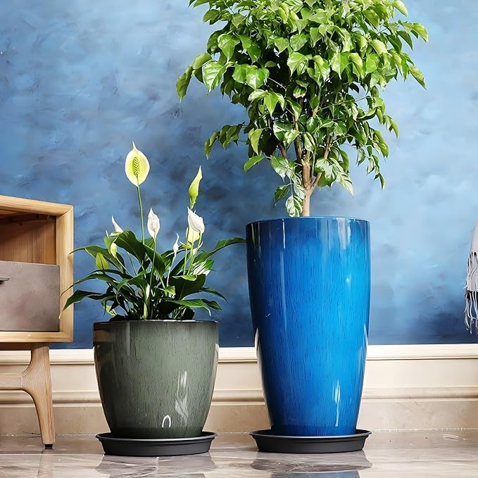 24, 11 Inch Large Plastic Planters - Image 8