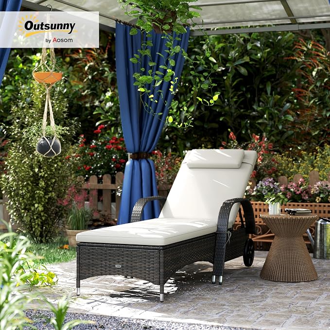 Outsunny Wicker Outdoor Chaise Lounge, 5-Level Adjustable Backrest PE Rattan - Image 2